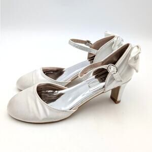 Badgley Mischka Slip-On Heel Dress Shoes Girls' White Satin Size US5